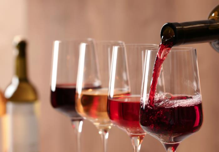 酒吧營(yíng)銷(xiāo)的技巧和方法 酒吧營(yíng)銷(xiāo)的技巧和方法