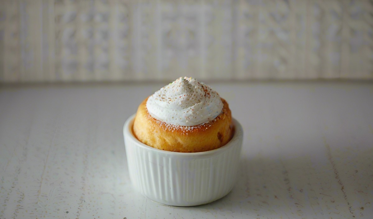 美御小編淺談中秋節(jié)食品蛋黃酥品牌營銷策劃方案 美御小編淺談中秋節(jié)食品蛋黃酥品牌營銷策劃方案